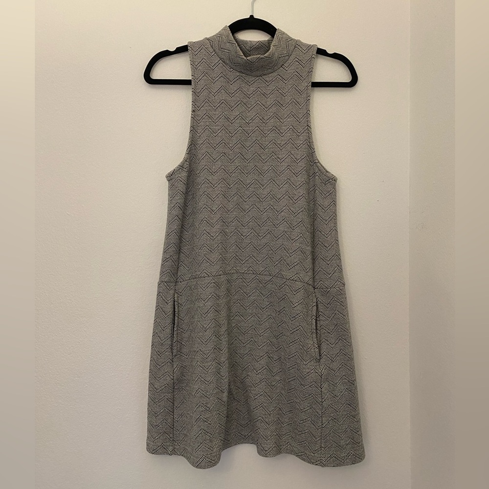 Free People Grey Chevron Zig Zag Shift Mini Dress Size Medium